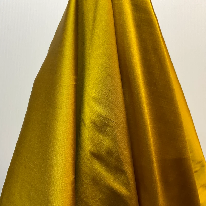 Plain Polyester Faux Silk Taffeta dress craft fabric 142cm wide M2135