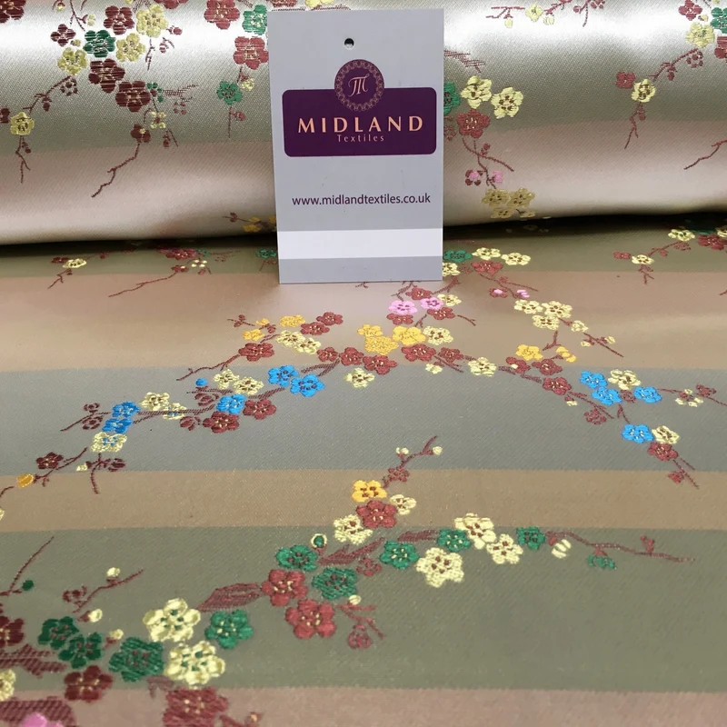 £8.20 Chinese Blossom Satin Brocade Dress Fabric - M240 Mtex
