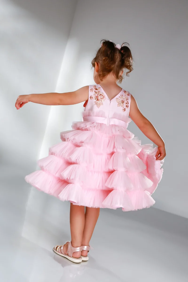 Kleinkinder Blumenmädchenkleid aus Satin, Tüll & Spitze – Sofort lieferbar, Hochzeit & festliche Anlässe (Gr. 98–104)