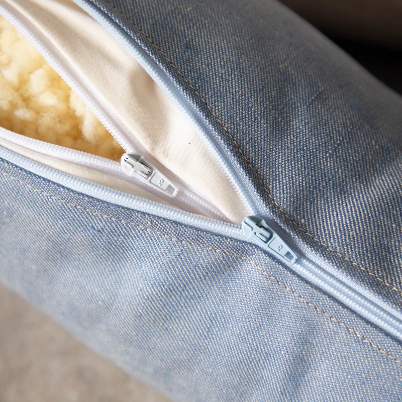 Nackenrolle aus Bioleinen-Denim | Naturfüllung