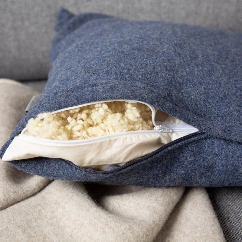 Kuschelkissen aus Flauschloden | 100 % Schurwolle