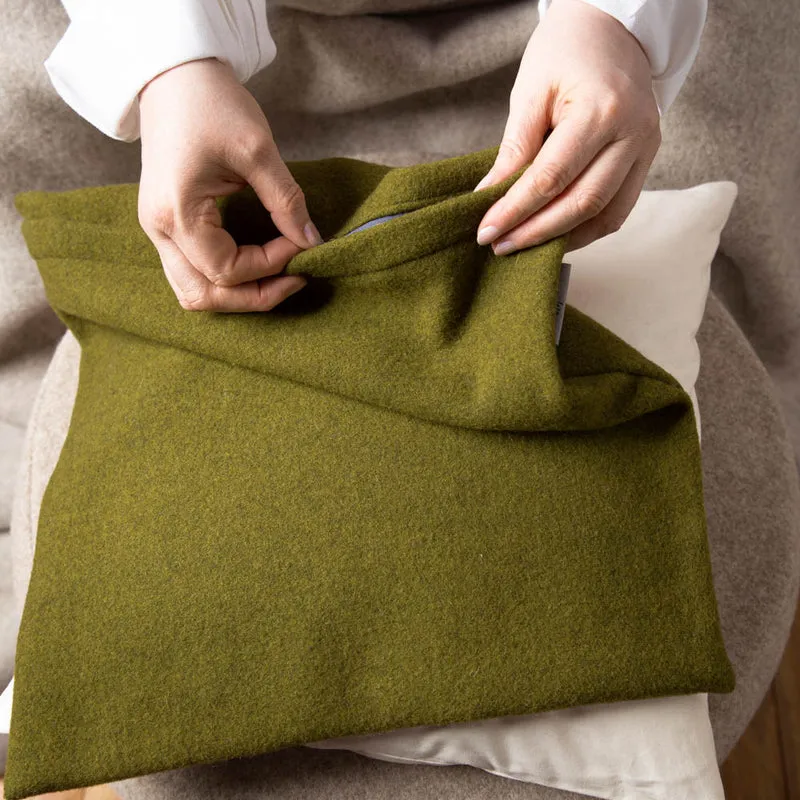 Kuschelkissen aus Flauschloden | 100 % Schurwolle