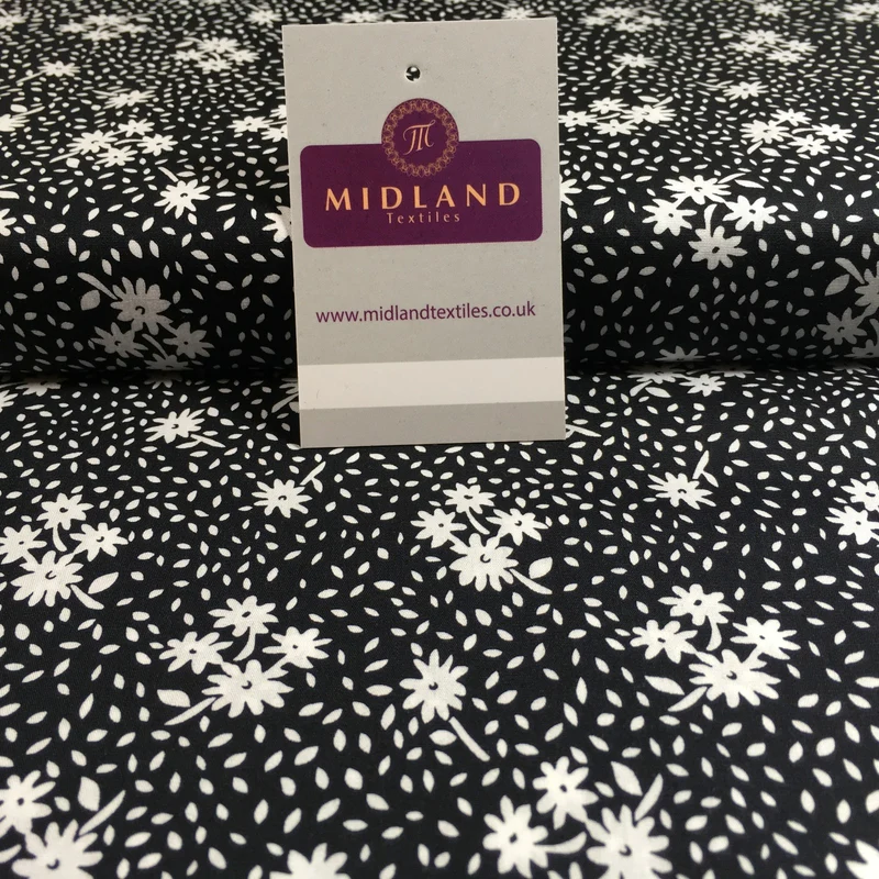 Black and White printed 100% Cotton Poplin Craft fabric 45" M733 Mtex