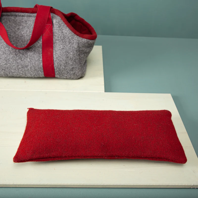 Kuschelkissen für die Hundetasche | Flauschloden & Wollfüllung