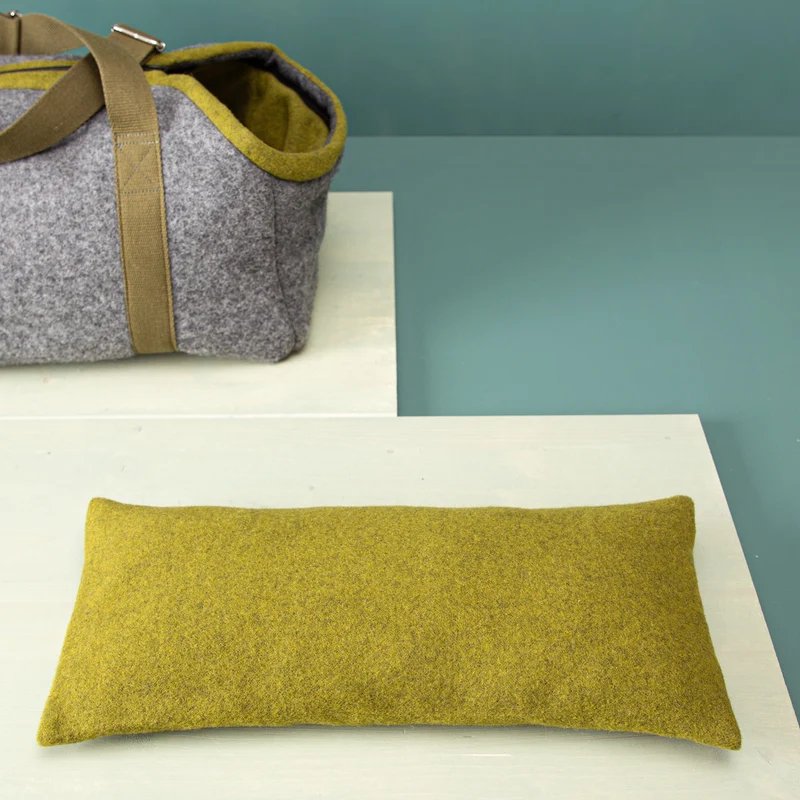 Kuschelkissen für die Hundetasche | Flauschloden & Wollfüllung