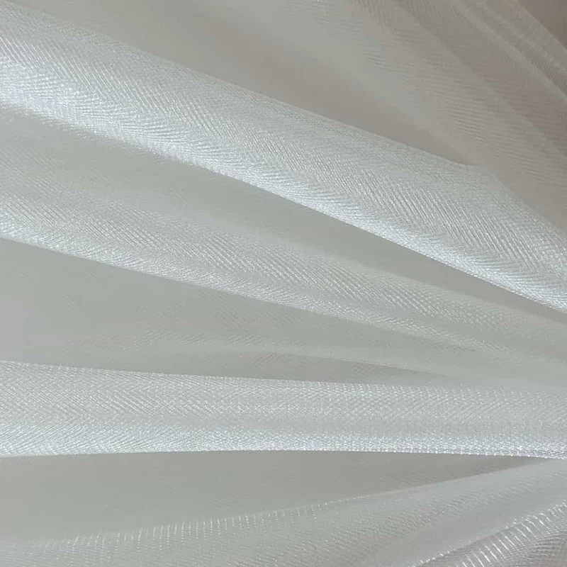Tüll Stoff Meterware 300 cm breit – mittelfest & leicht glänzend für Kleider & Deko