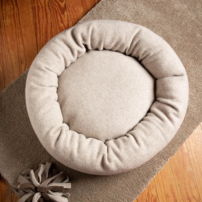 Premium Hundedonut | mongolische Merinowolle | Naturfüllungen