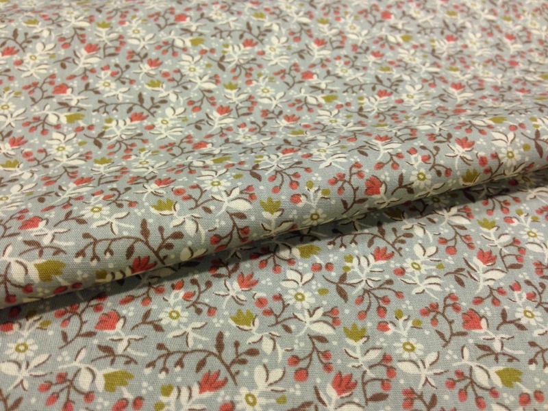 £5.99 100% Cotton Printed Fabric 58" Wide Floral Small - Per Metre-Midtex M120