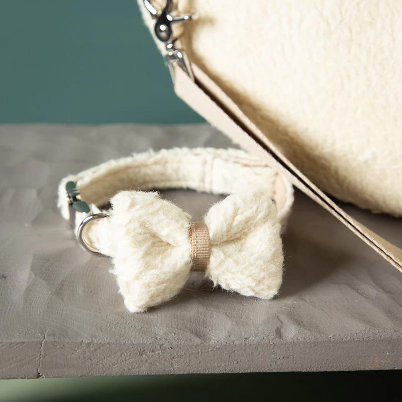 Moon Bag & Hundehalsband mit Schleife | Wollplüsch