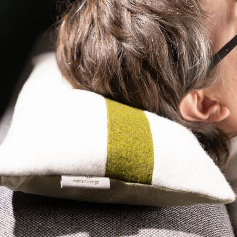 Kleines Kuschelkissen | Loden & Bioleinen | Wollfüllung | Unikat