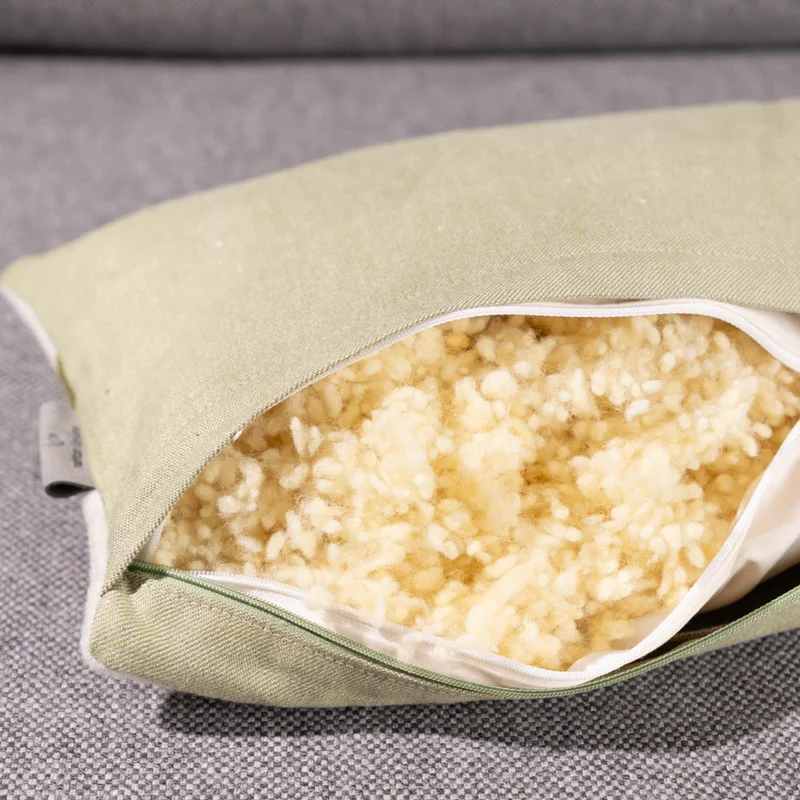 Kleines Kuschelkissen | Loden & Bioleinen | Wollfüllung | Unikat