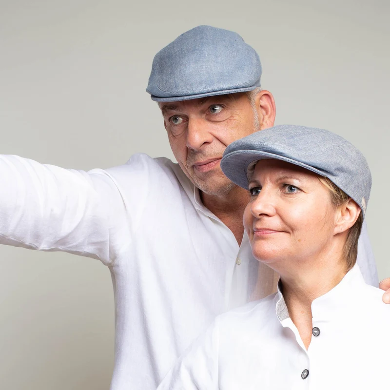Flatcap aus Bioleinen - hellblau
