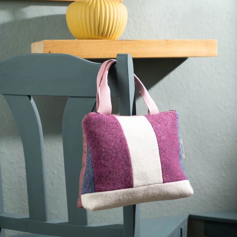 Kleine Handtasche aus Loden & Leinen