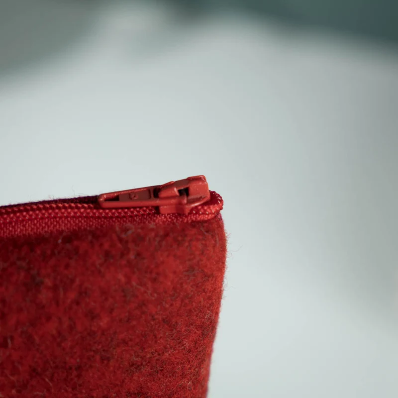 Kleine Handtasche aus Loden & Leinen