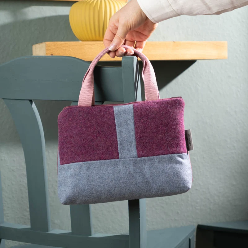 Kleine Handtasche aus Loden & Leinen