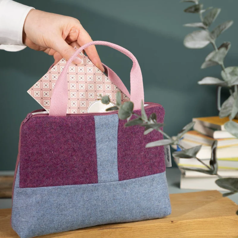 Kleine Handtasche aus Loden & Leinen