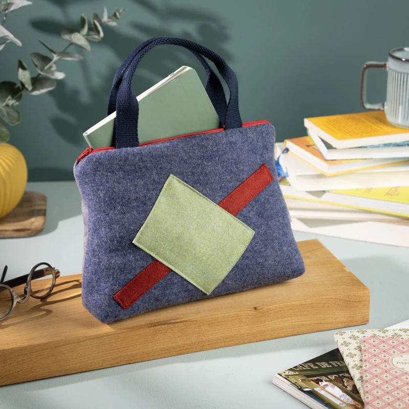 Kleine Handtasche aus Loden & Leinen