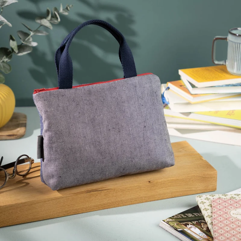 Kleine Handtasche aus Loden & Leinen