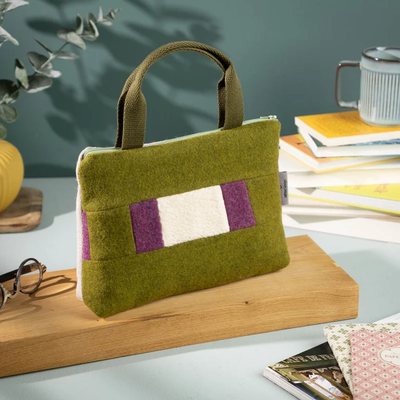 Kleine Handtasche aus Loden & Leinen