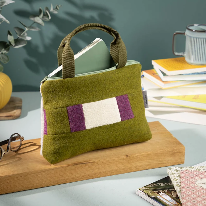 Kleine Handtasche aus Loden & Leinen