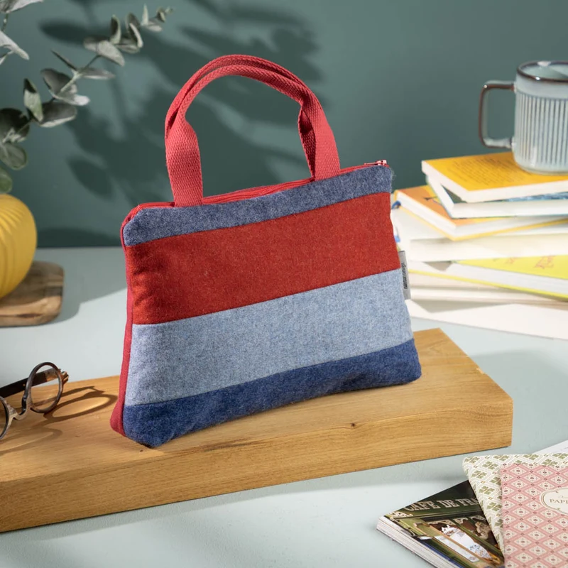 Kleine Handtasche aus Loden & Leinen