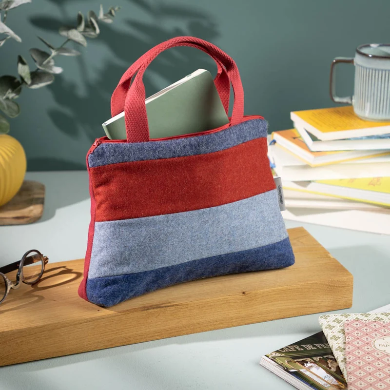 Kleine Handtasche aus Loden & Leinen