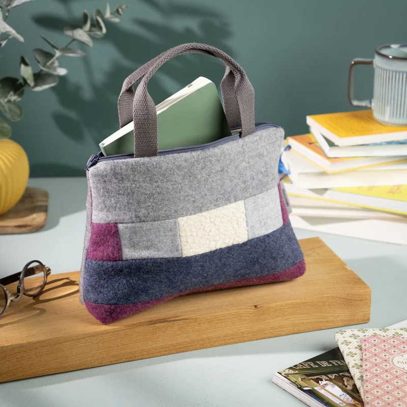 Kleine Handtasche aus Loden & Leinen