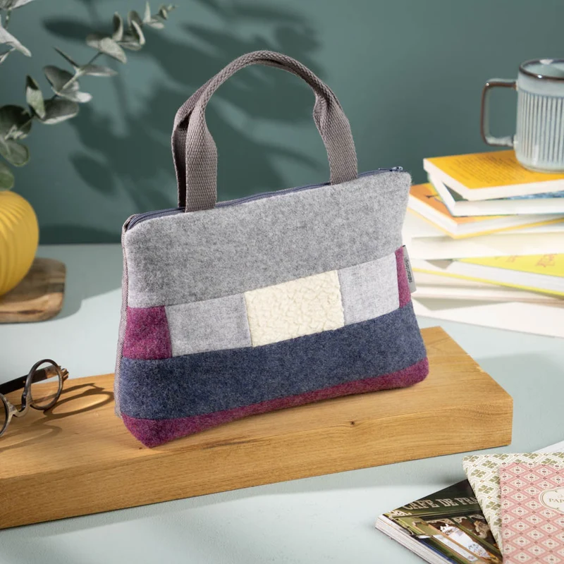 Kleine Handtasche aus Loden & Leinen