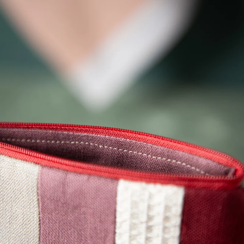 Kulturtasche aus Leinen | Unikat aus unserem Zuschnitt