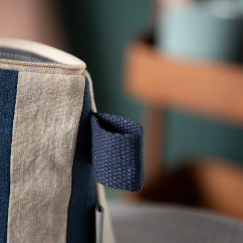 Kulturtasche aus Leinen | Unikat aus unserem Zuschnitt