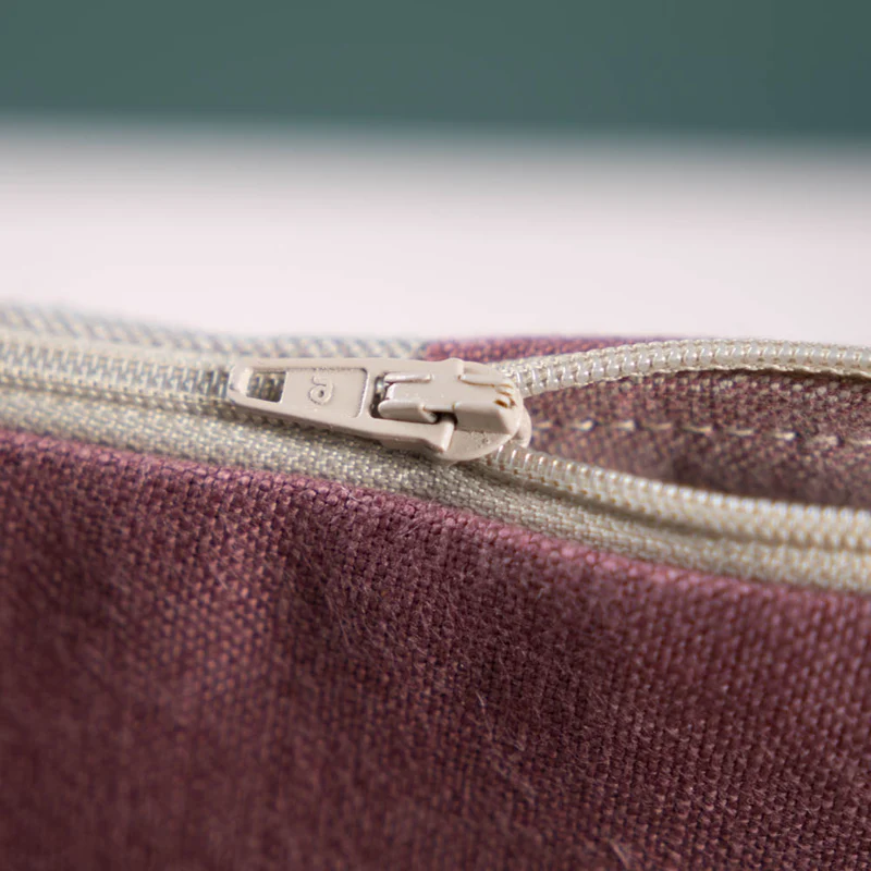 Kulturtasche aus Leinen | Unikat aus unserem Zuschnitt
