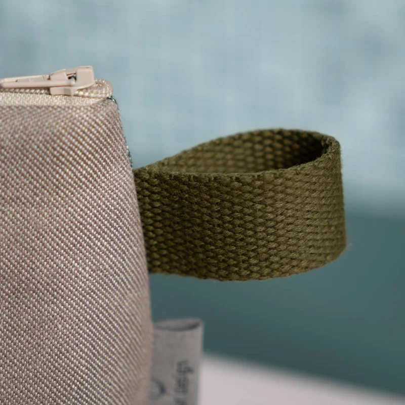Kulturtasche aus Leinen | Unikat aus unserem Zuschnitt