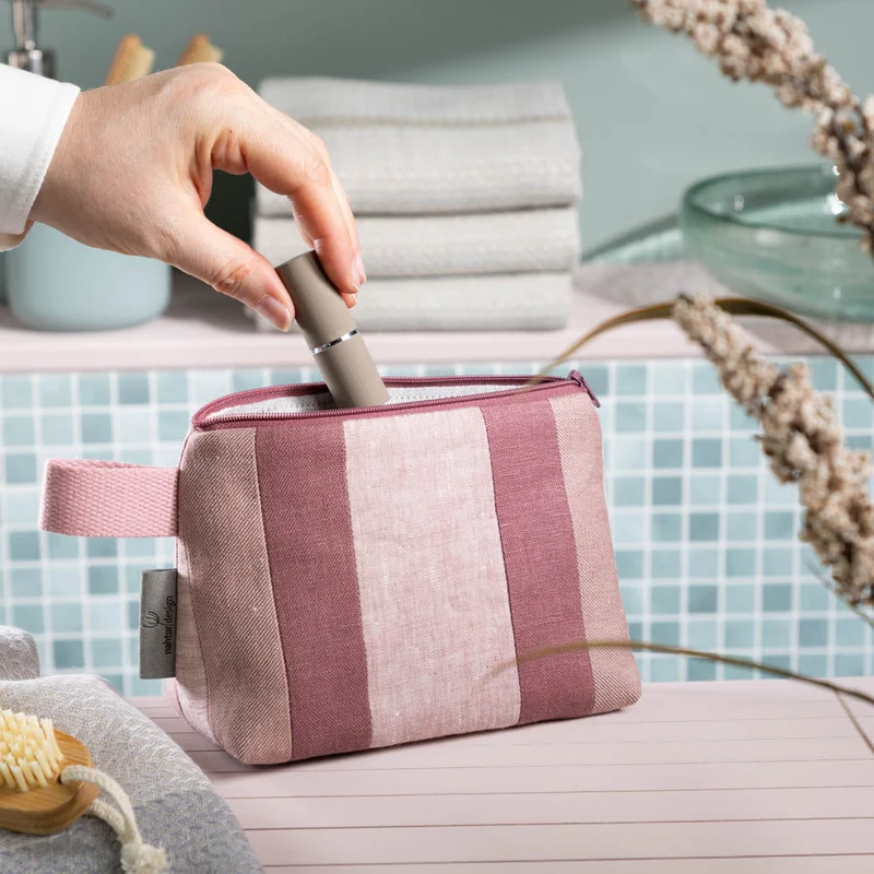 Kulturtasche aus Leinen | Unikat aus unserem Zuschnitt