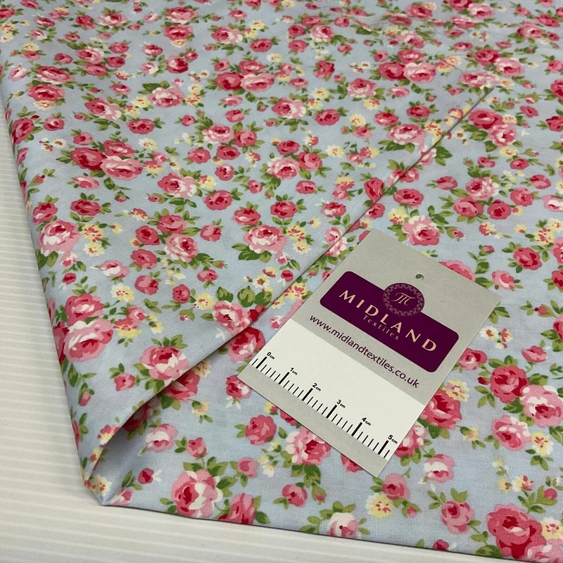 Classic Rose Floral Cotton Poplin dress Fabric Sold by the meter M1895