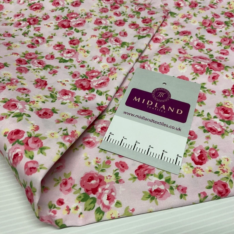 Classic Rose Floral Cotton Poplin dress Fabric Sold by the meter M1895