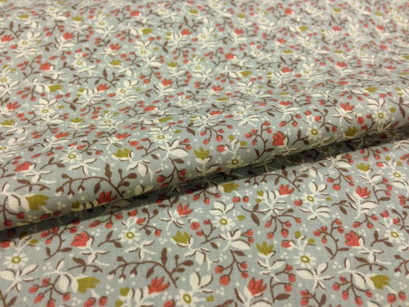 100% Cotton Printed Fabric 58" Wide - Small Floral M120