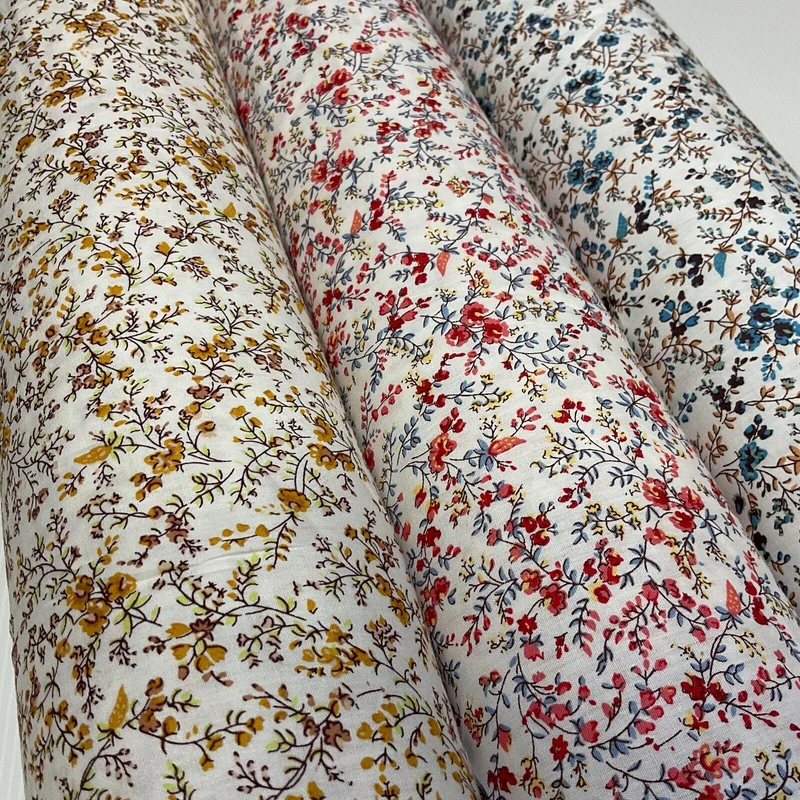 Soft touch 100% Cotton small floral ditsy printed dress fabric M1653
