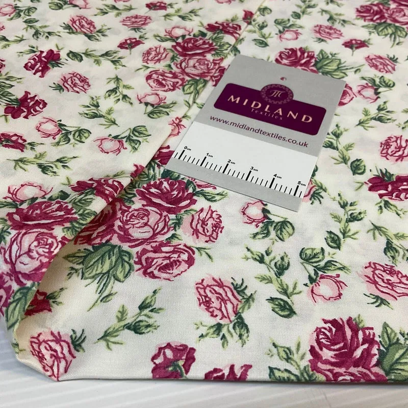 Floral Roses Bunches vintage style Cotton Poplin dress Fabric M1920