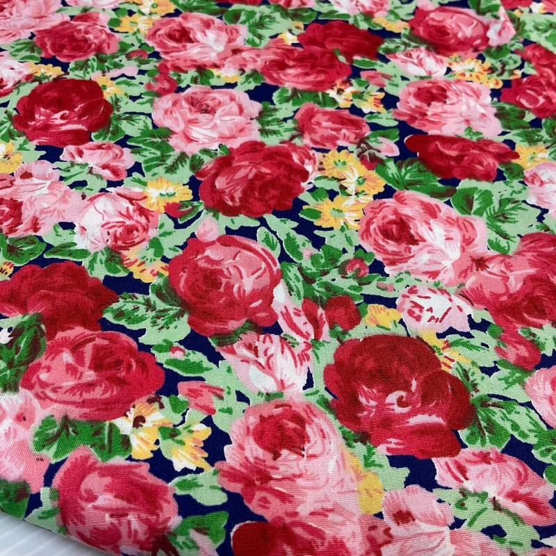 Bold vintage style floral Rosie Roses Cotton Poplin dress Fabric M1923