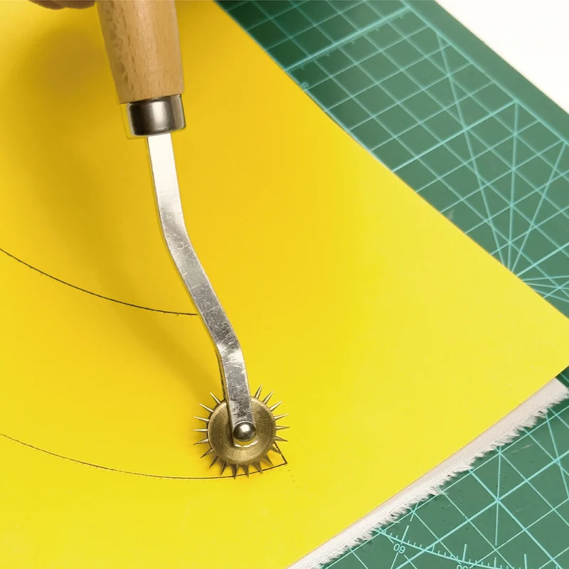 Kearing Fabric Dressmakers Tracing Paper Yellow/White M2002