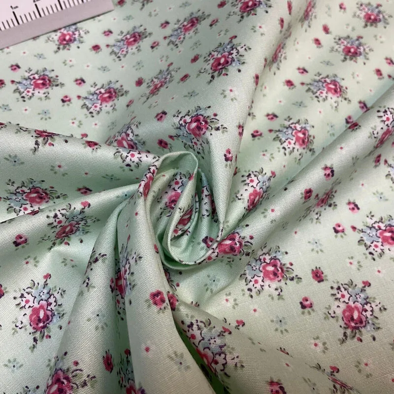 Summer vintage style chic floral Cotton Poplin dress Fabric Sold per Metre M1862