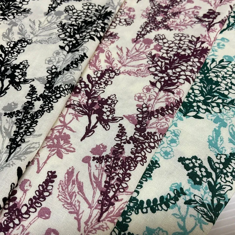 Floral Autumn Leaves Stof Crafting 100% Cotton Fabric Sold by Metre M1927