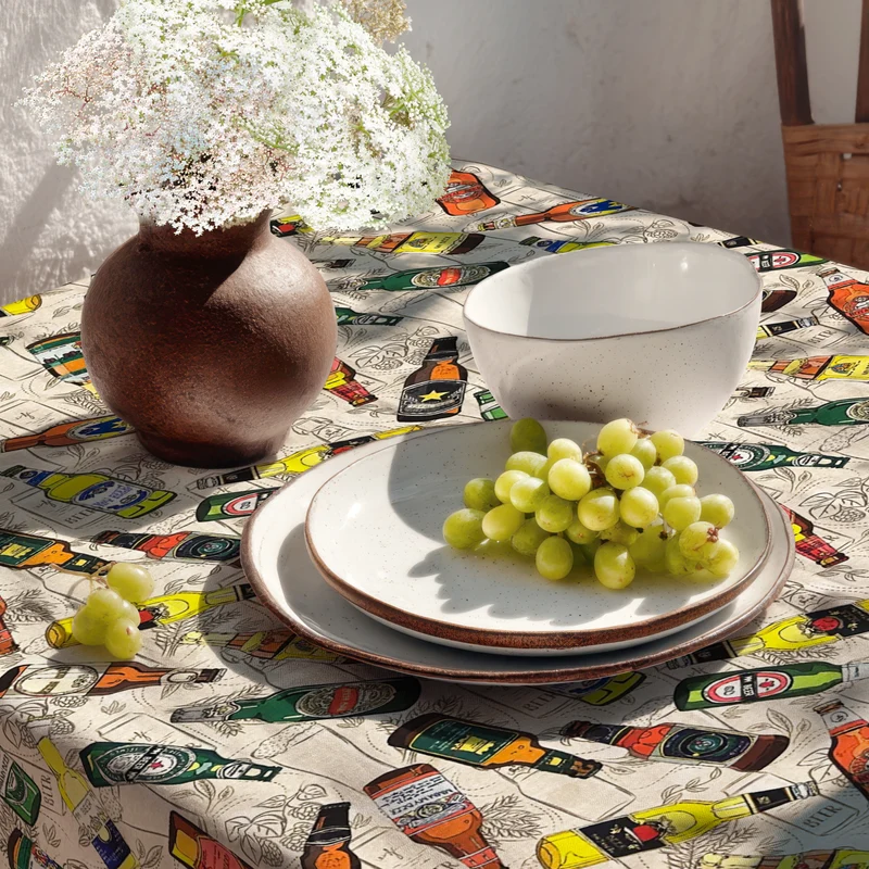 Jacquard Tischdecke aus beschichteter Baumwolle mit Fleckenschutz BEER & BOTTLES eckig rund oval