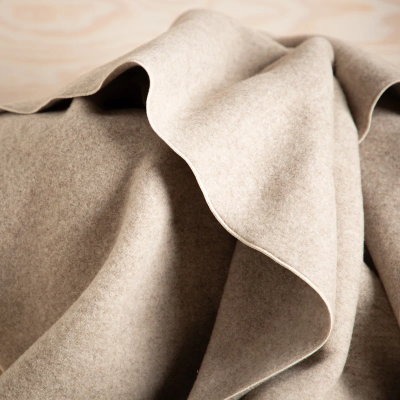 Premium Hundemantel | Standardform | aus Loden | mongolische Merinowolle