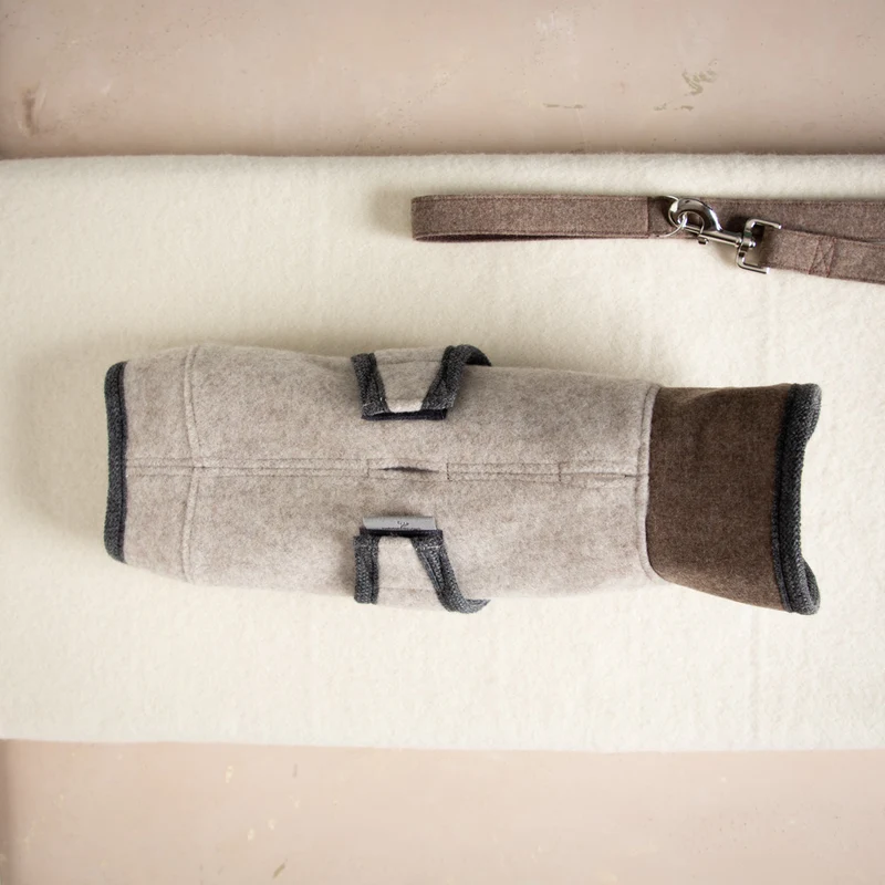Premium Hundemantel | Standardform | aus Loden | mongolische Merinowolle