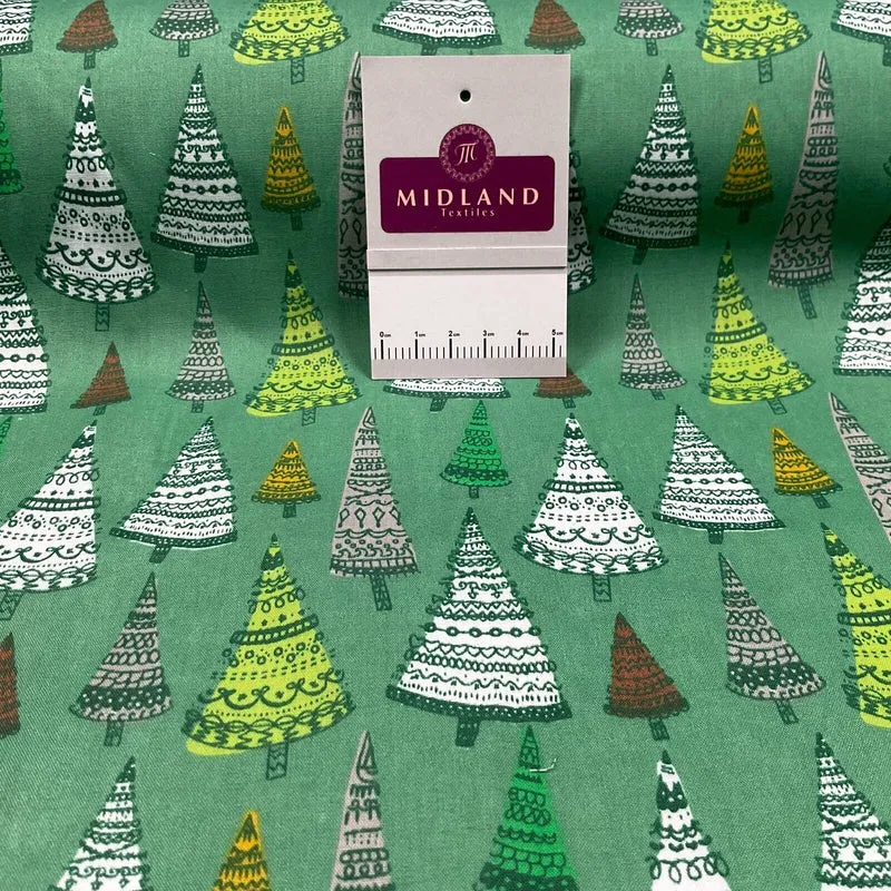 Assorted Christmas xmas Printed crafting Santa Holly Reindeers fabric M1682