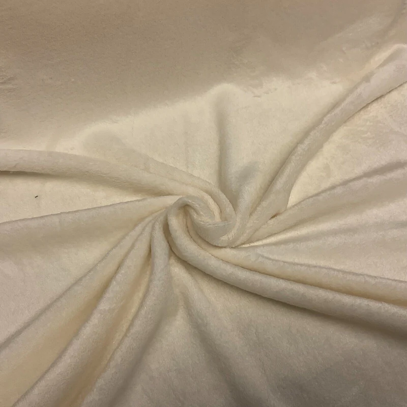Plain Cuddle fleece ideal for gowns, scarfs, fleece, fabric 148cm M1668
