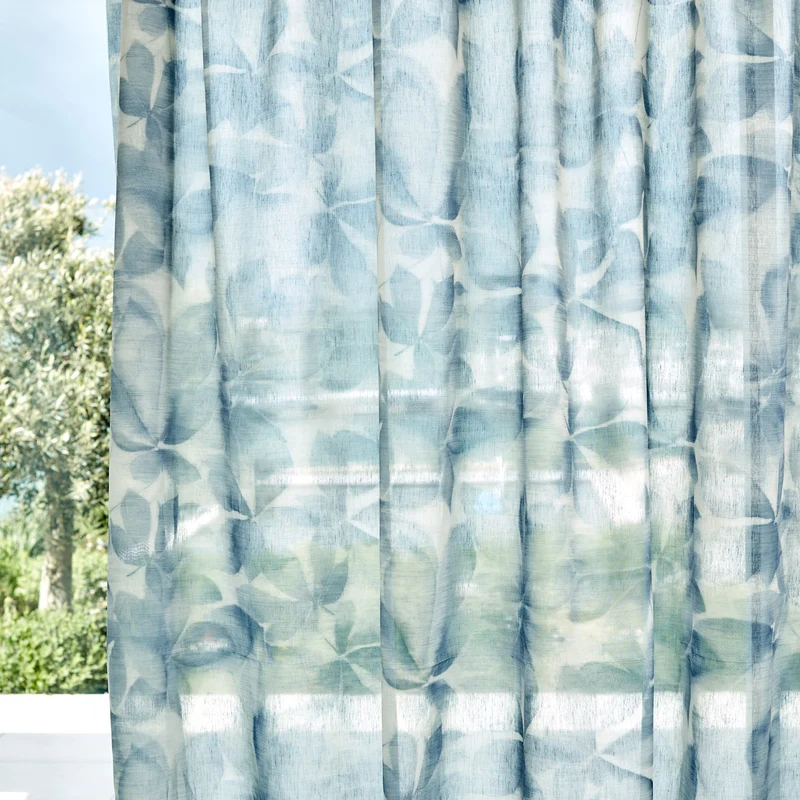 Chestnut Sheer - celestial 303 cm