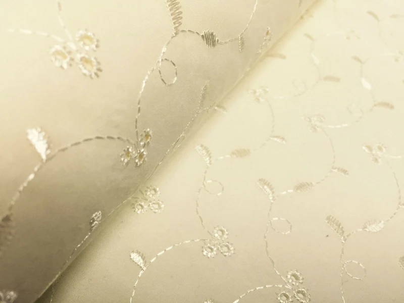 Broderie Anglais Poly cotton Fabric 3 Whole per meter 45" M41 Mtex