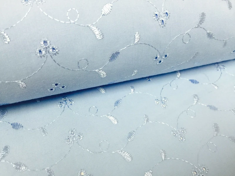 Broderie Anglais Poly cotton Fabric 3 Whole per meter 45" M41 Mtex
